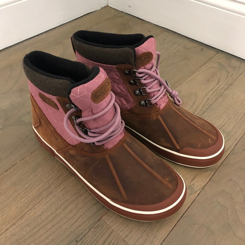 keen like new weather boots